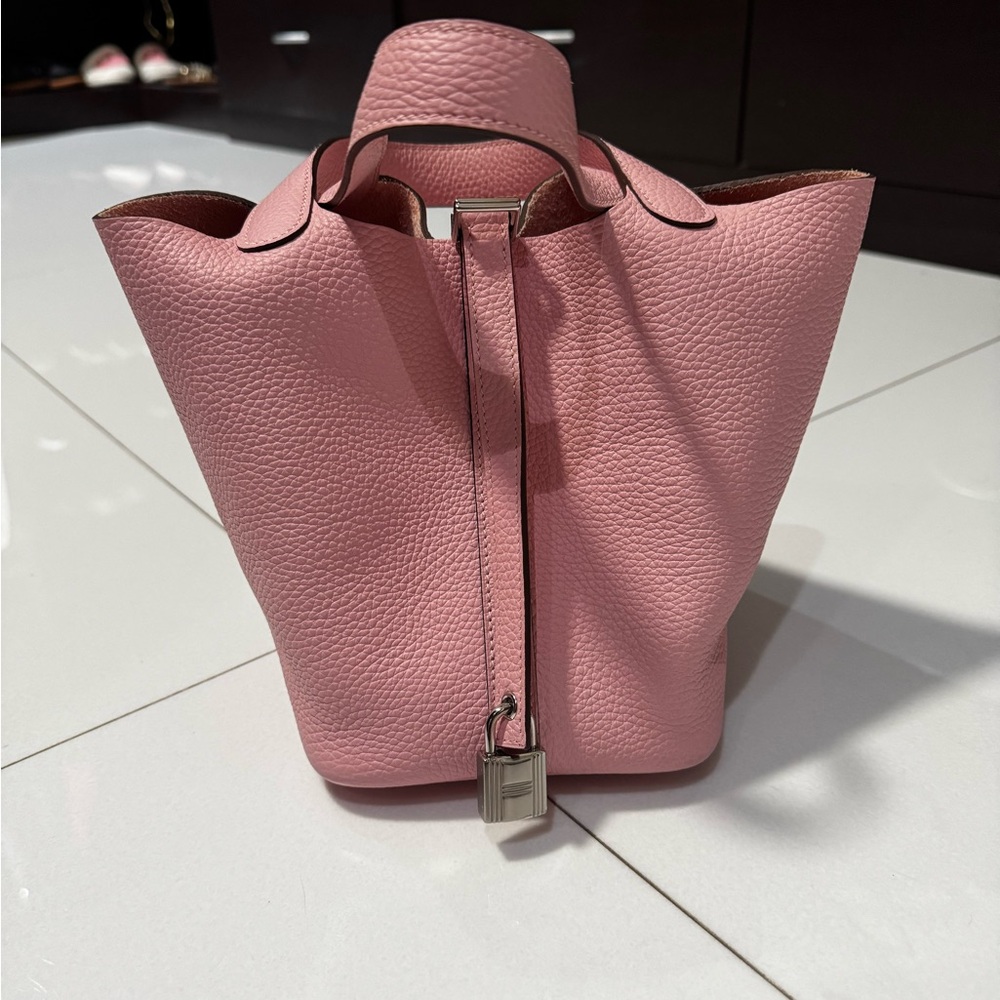 Hermes Pink Leather Tote Bag with Sculptural Design